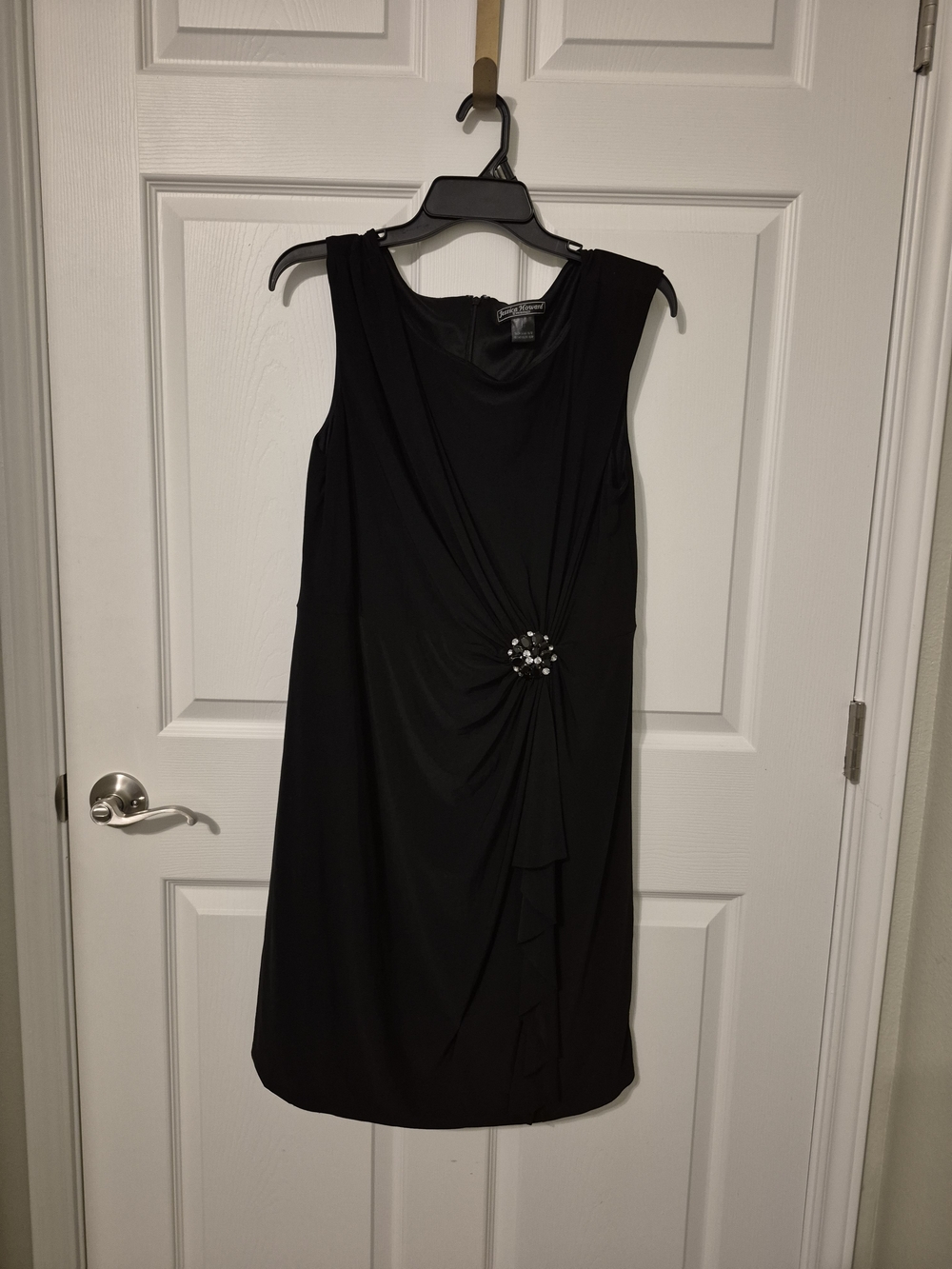 Jessica Howard Black Sleeveless Sheath Dress with Jeweled Rosette